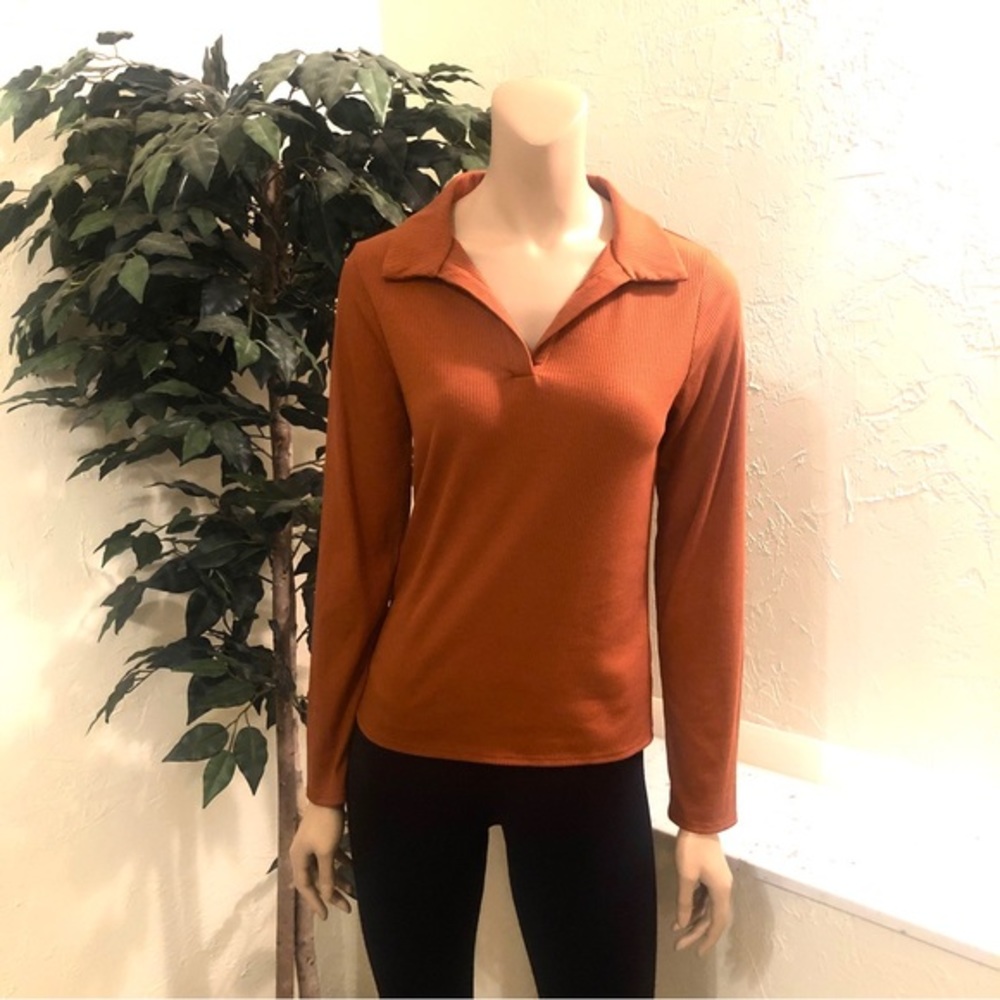 NWT Green Envelope Long Sleeve Top ~ Size M